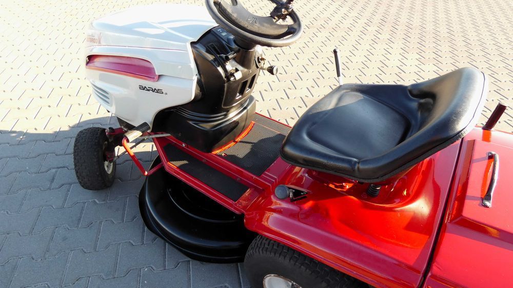 Traktorek kosiarka Gutbrod SLX 76 R Briggs&Stratton (040902.5) - Baras