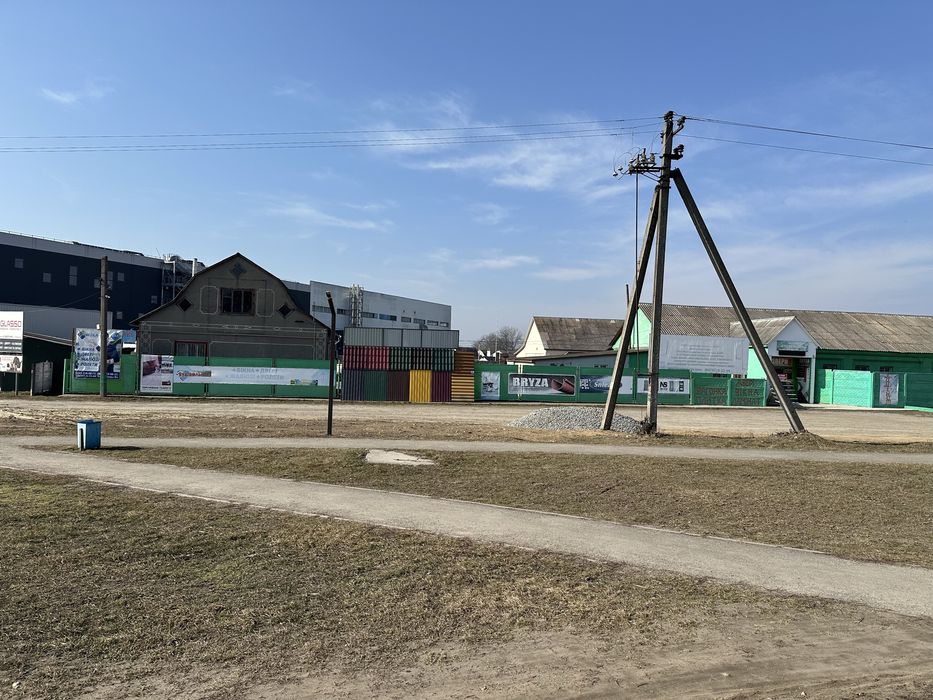Здам в оренду комерційне приміщення площа 350м2 з розширенням до 500м2