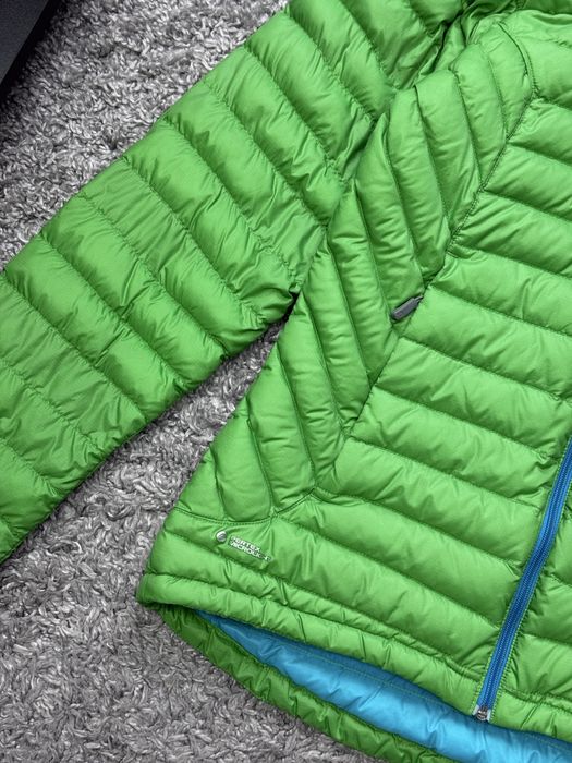 Жіноча пухова куртка Rab