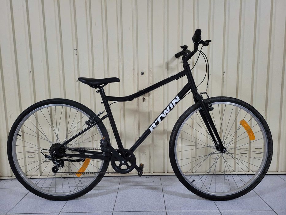 bicicleta trekking Btwin Riverside 100