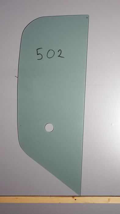 Komatsu WA65-5, WA80-5, WA65-6, WA100M-6 - szyba   nr 502