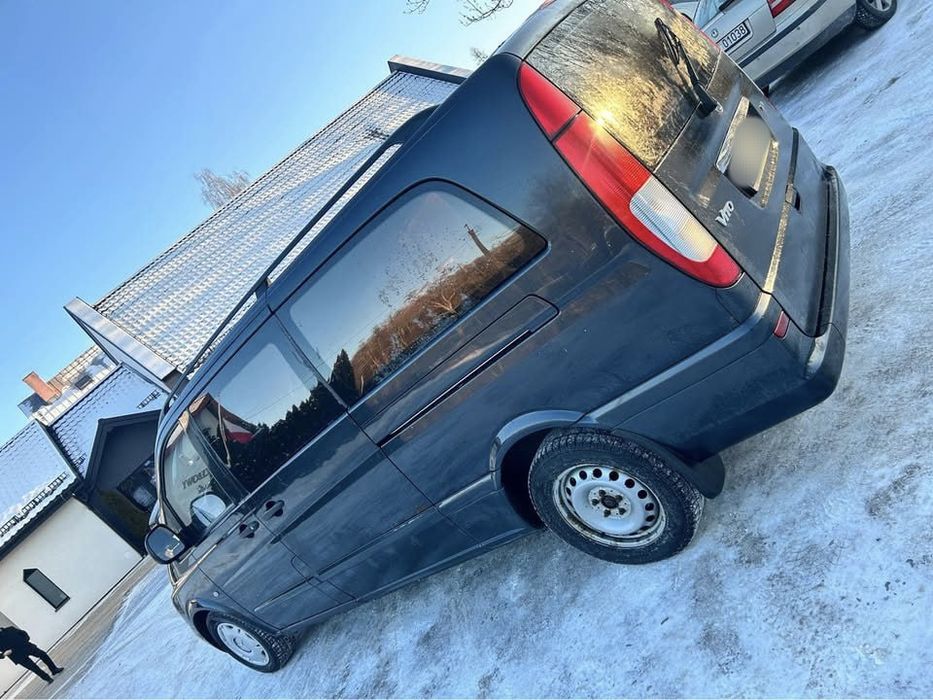 Mercedes Viano, 5 місць, катафалк