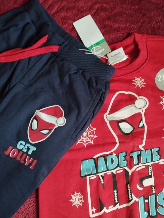 Nowy komplet dres dresik świąteczny Spiderman Marvel 122 prezent