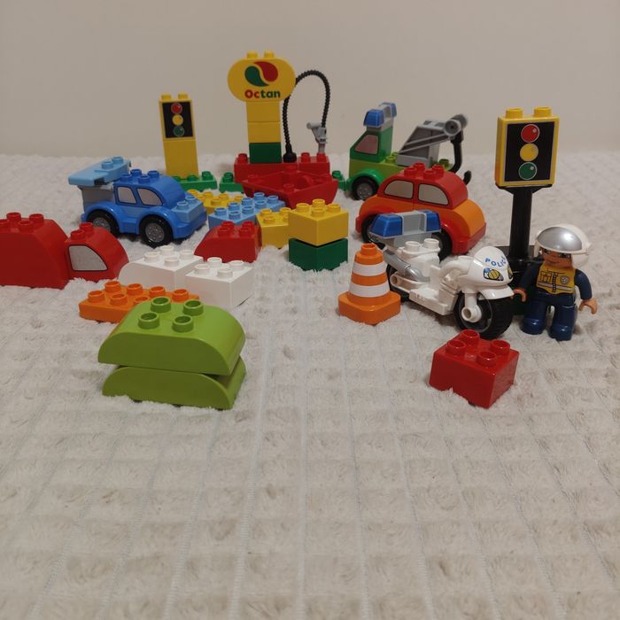 Два набори Lego duplo. Ціна за все 500 грн