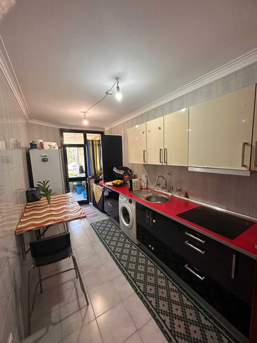 Alugo quarto suite em t3