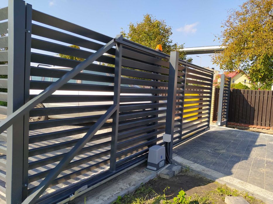 Napędy do bram skrzydłowych, przesuwnych, sterowanie radiowe, wifi