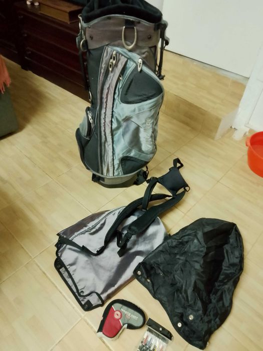 Saco golf TAYLORMADE com tripe e acessórios