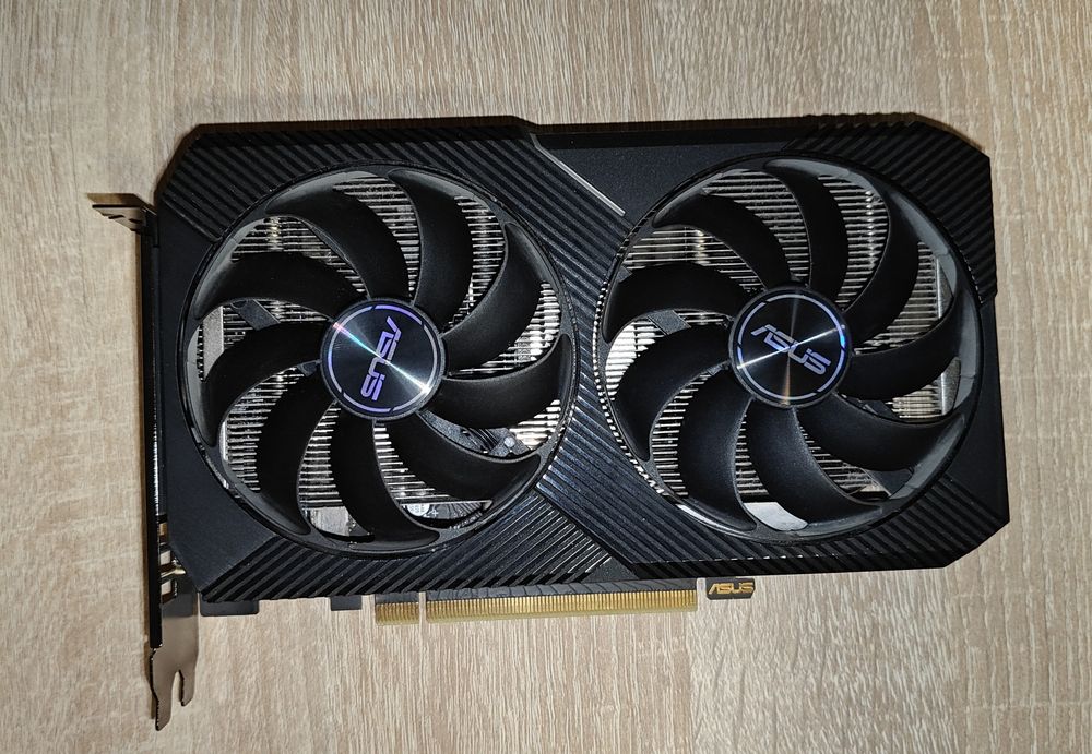 Asus Dual RTX 3060 12Gb
