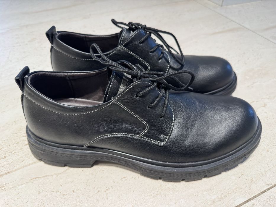 Męskie buty skórzane CLOHOO
