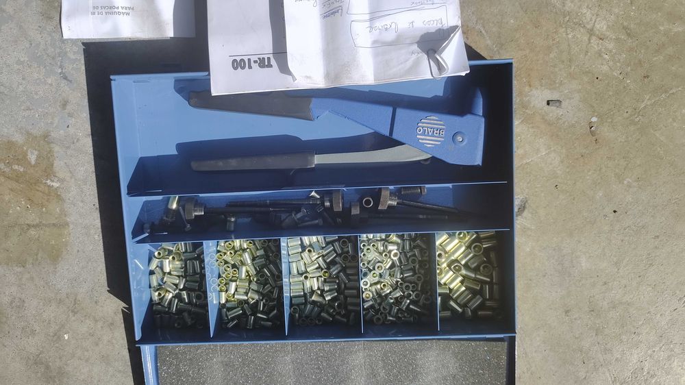 Caixa de ferramenta Bralo TR100