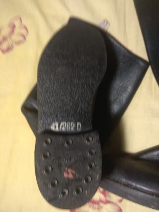 Продам військові чоботи ялові