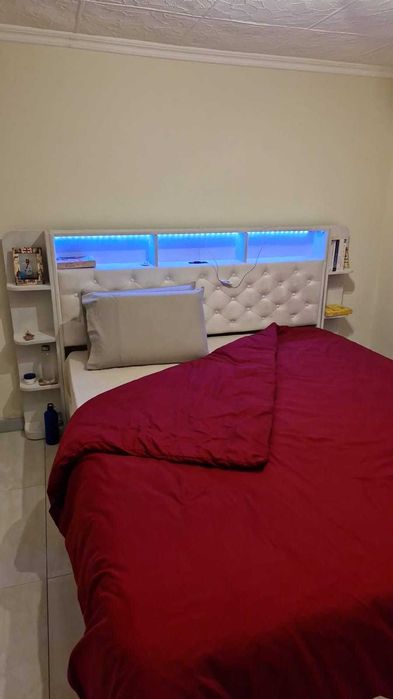 Cama com gavetas