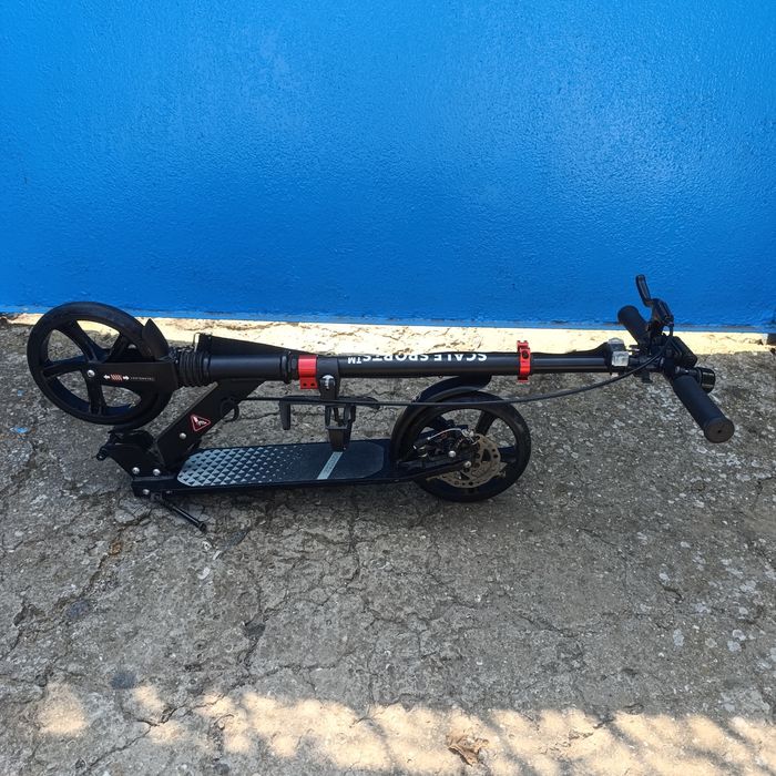 Самокат "Scale Sports"