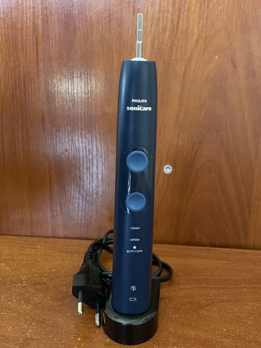 Зубна електрична щітка Philips sonicare