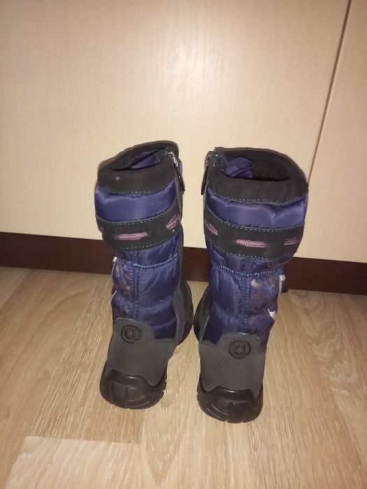 Зимние сапожки на девочку