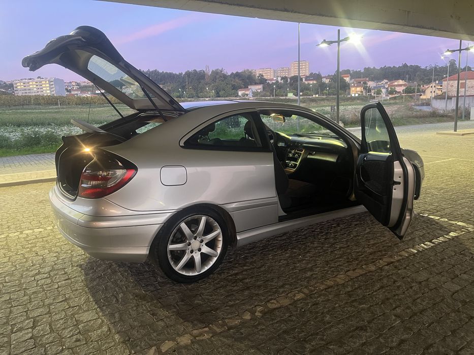 Mercedes C220 SportCoupé — photo 3