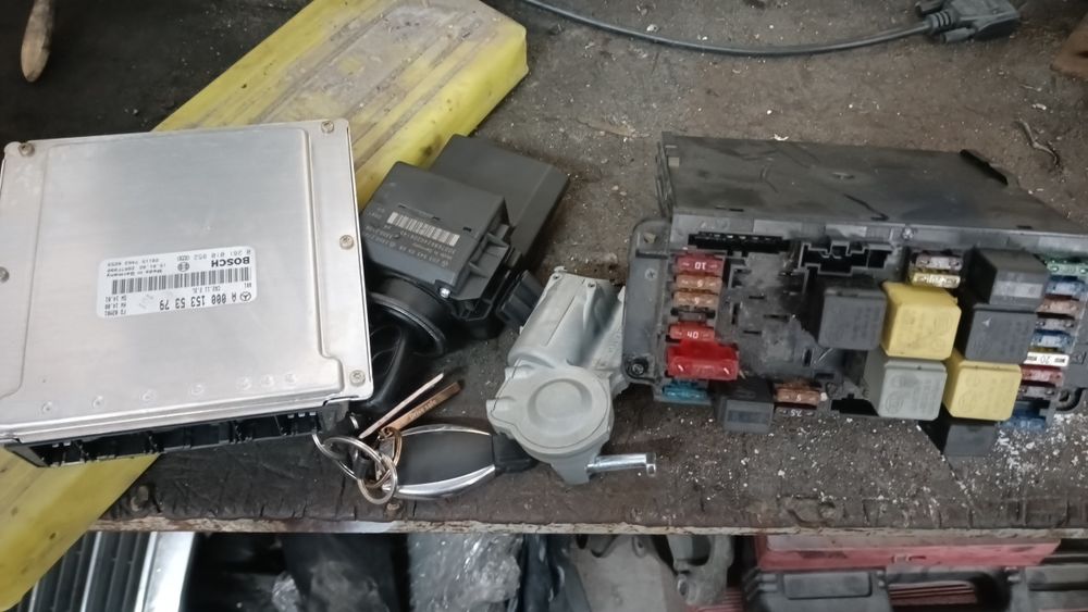 Zestaw startowy Mercedes w 203 2.2cdi