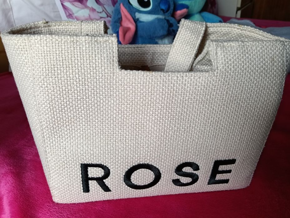 Bolsa com bordado