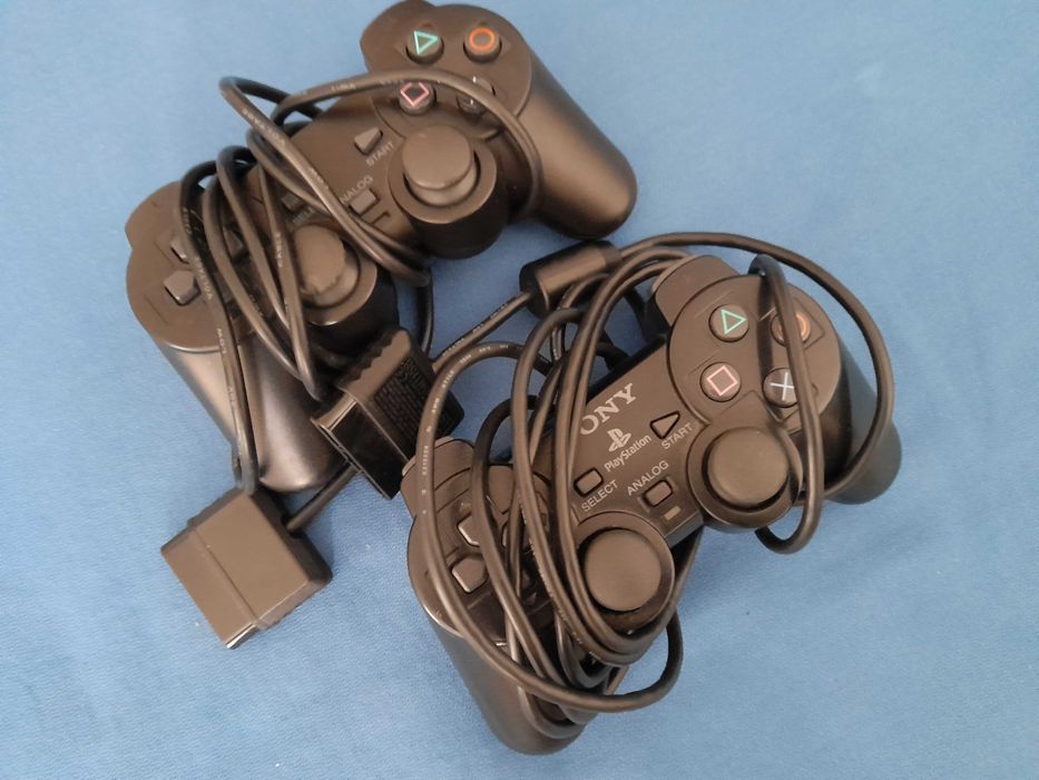 Conjunto de acessórios para Play Station 2 mais consola para peças