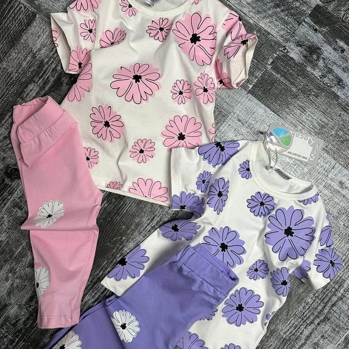 Komplety dziewczęce  t shirt + leginsy bawełna