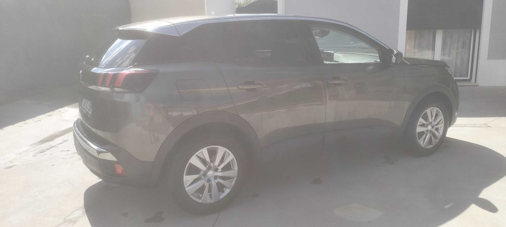 Peugeot 3008 - 1.5 BlueHDi - 130cv - 2019