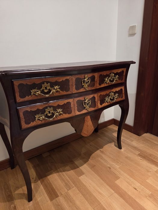 Comoda Luís xv em pau santo e pau rosa