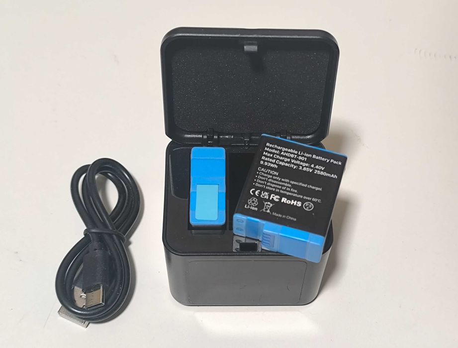Для екшн-камери GoPro AHDBT-501 / 901 АКБ 3*1600mAh + Зарядка 5V2A