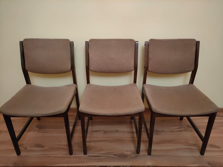 Krzesła tapicerowane PRL Walentyna do renowacji