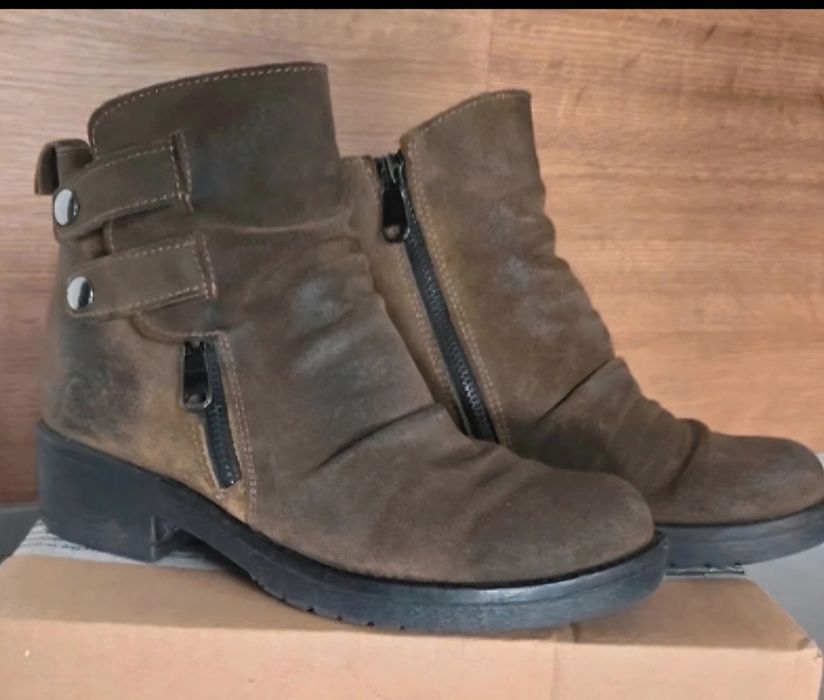 Botki skórzane venezia r.37 khaki