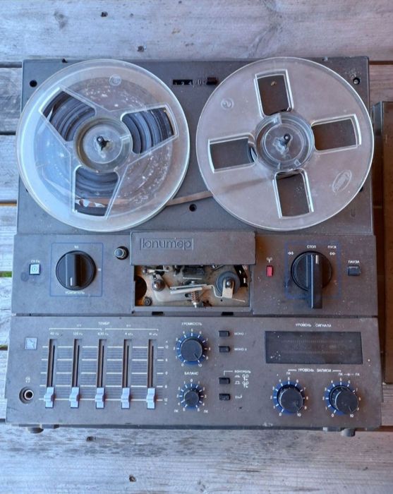 Ретро Магнітофон, Магнітола Юпітер МК-106С