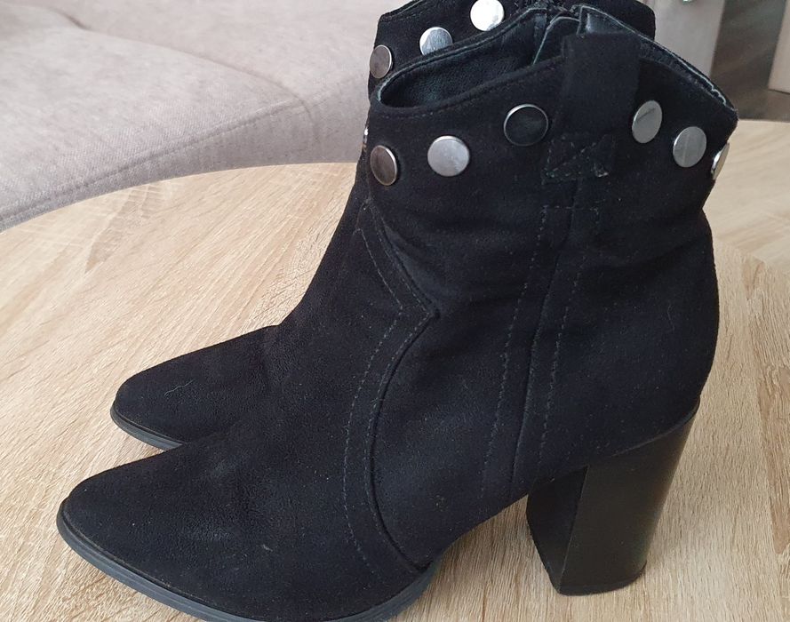 Botki zamsz DeeZee rozm. 36