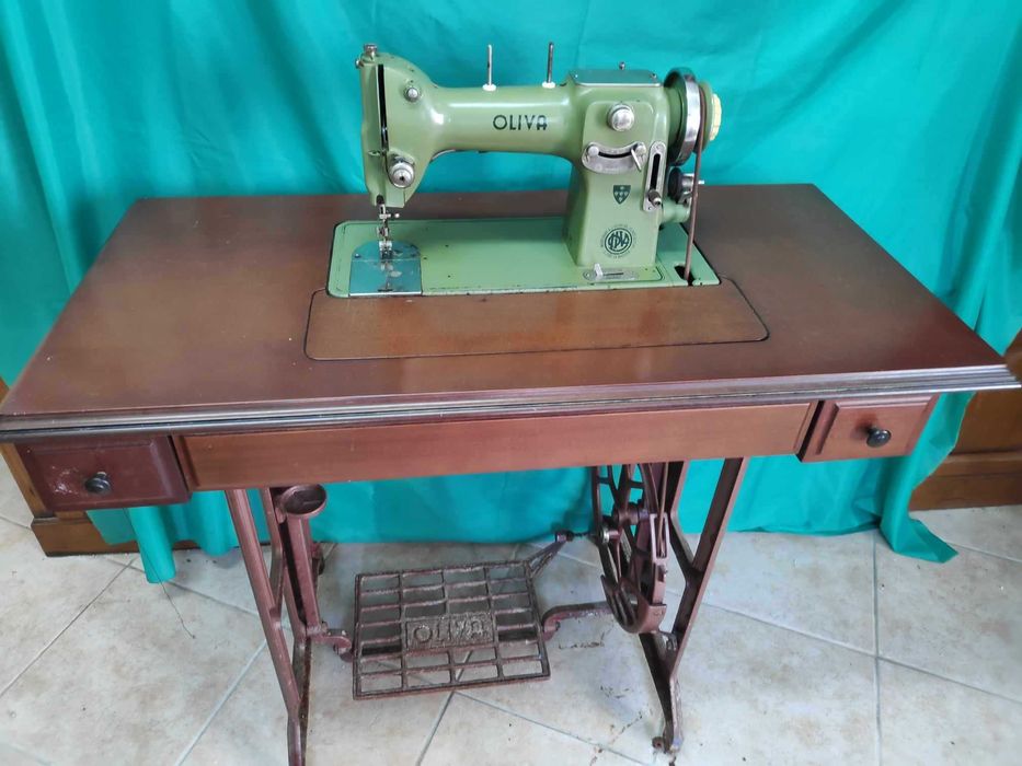 Máquina Costura Oliva CL50