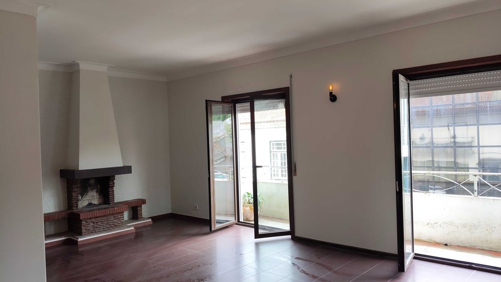 Arrendo apartamento T3 Centro Guimarães