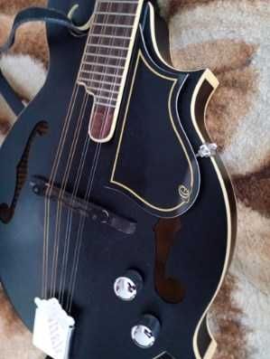 Ortega RMFE40SBK mandolina