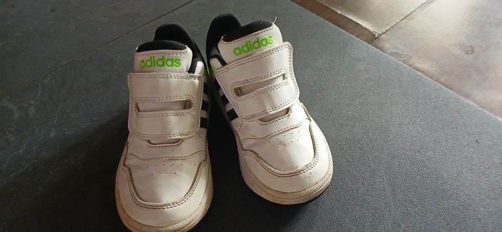 Buty Adidas na rzep EUR 30