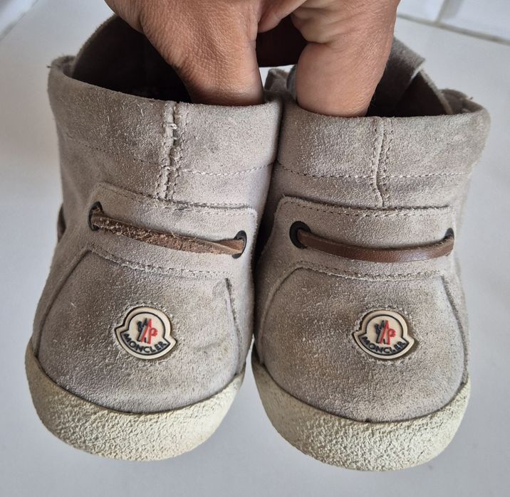 MONCLER roz. 45 skóra naturalna w całości made in italy