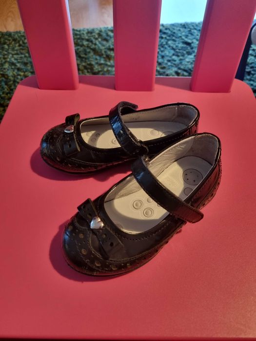 Sapatos bebe menina chicco