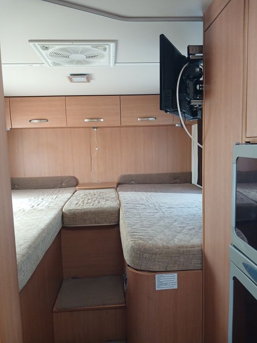 Autocaravana Chausson de camas gémeas