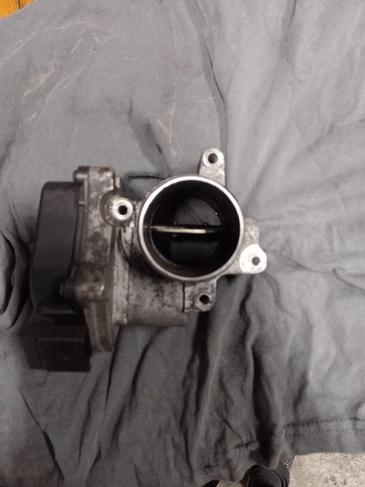 Przepustnica audi a3 8p,skoda ,seat volkswagen 1.6 tdi Valeo