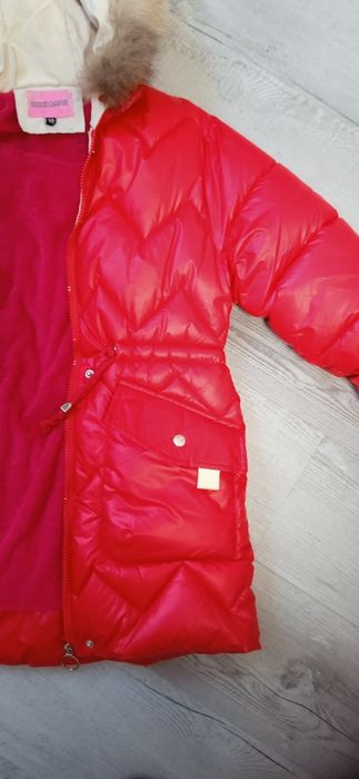 Зимова куртка на дівчинку 8-10