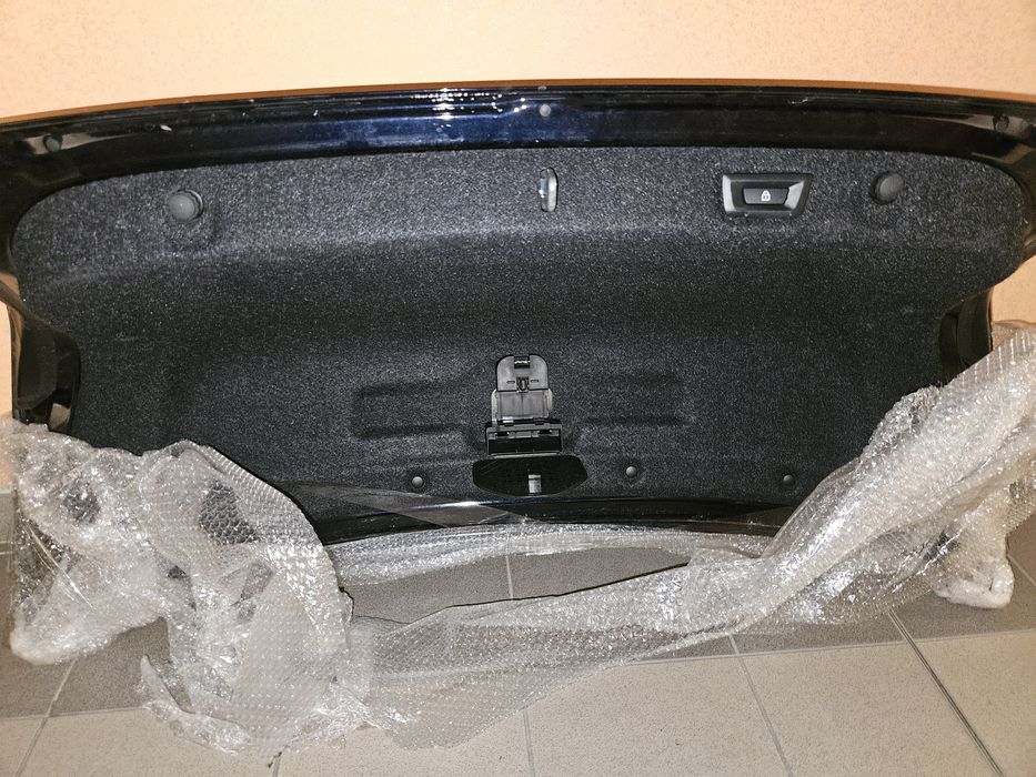 Klapa tylna bmw g30