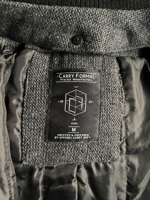 Szary męski płaszcz