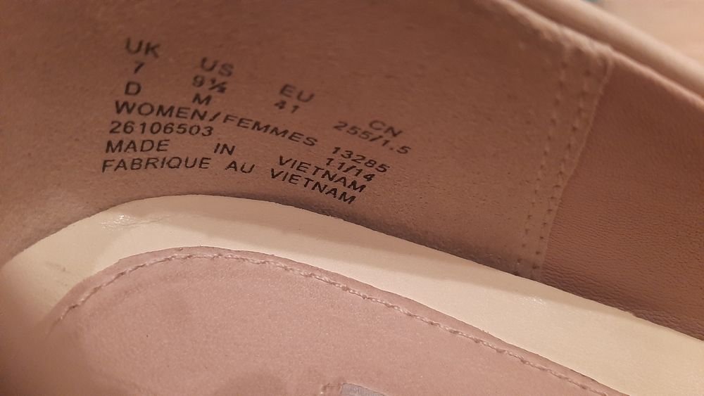 Балеткі фірми  Clarks