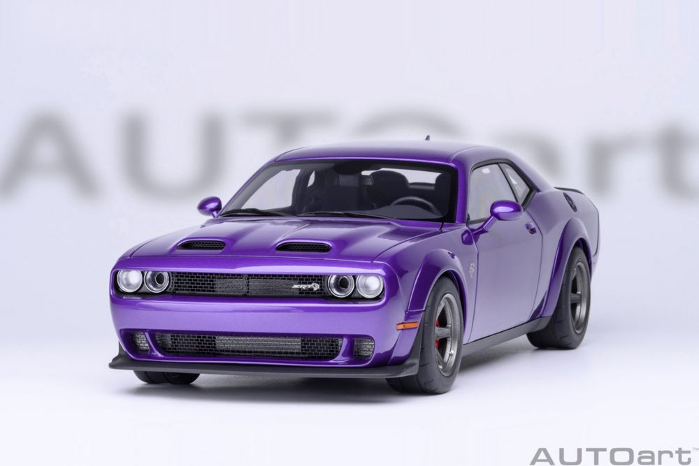 Nowość AUTOart Dodge Challenger SRT Super Stock 2023  Plum Crazy 1/18