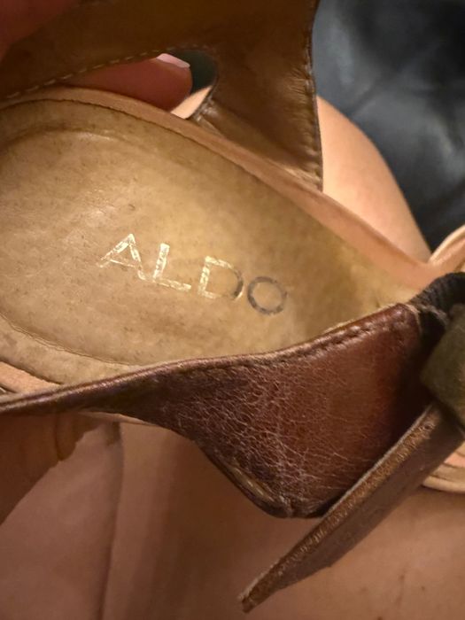 Aldo sandały wiatrówki na koturnie rozm. 38