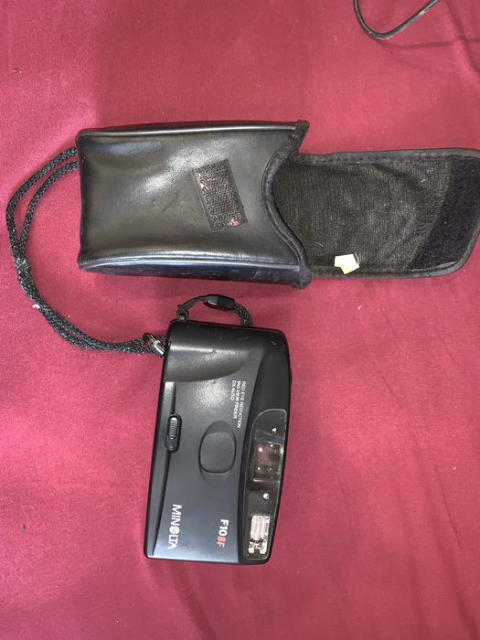 Фото вспышка Фотон 220В х 50Гц и Фотоаппарат плёночный Minolta F10 BF