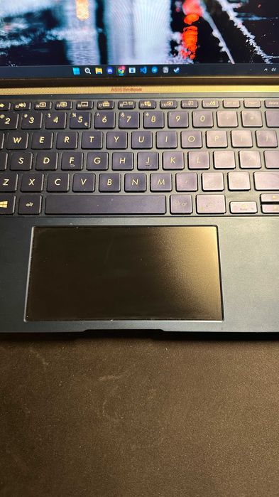 Laptop ASUS ZenBook 14 UX434F  i5-10210U, 16 GB RAM, 512GB SSD 14"