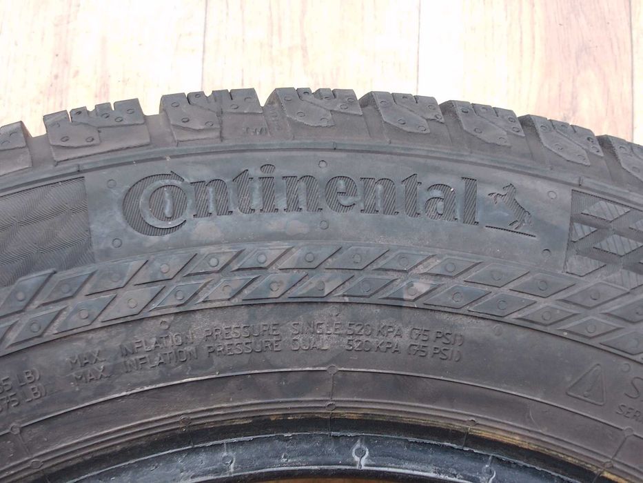 Continental VanContact 4Season 195/70/15C 104/102R ładne