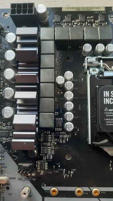 ASRock Z390M Pro4 (LGA 1151-v2) — Повний комплект, дефект сокета