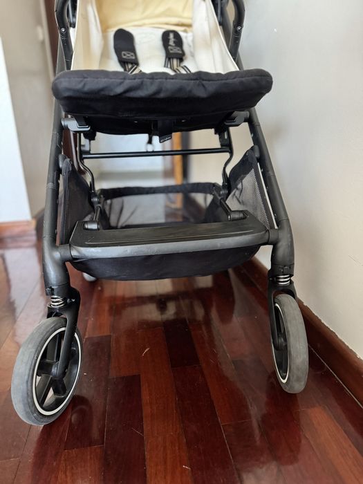 Cybex Beezy – carrinho de bebé compacto, excelente estado